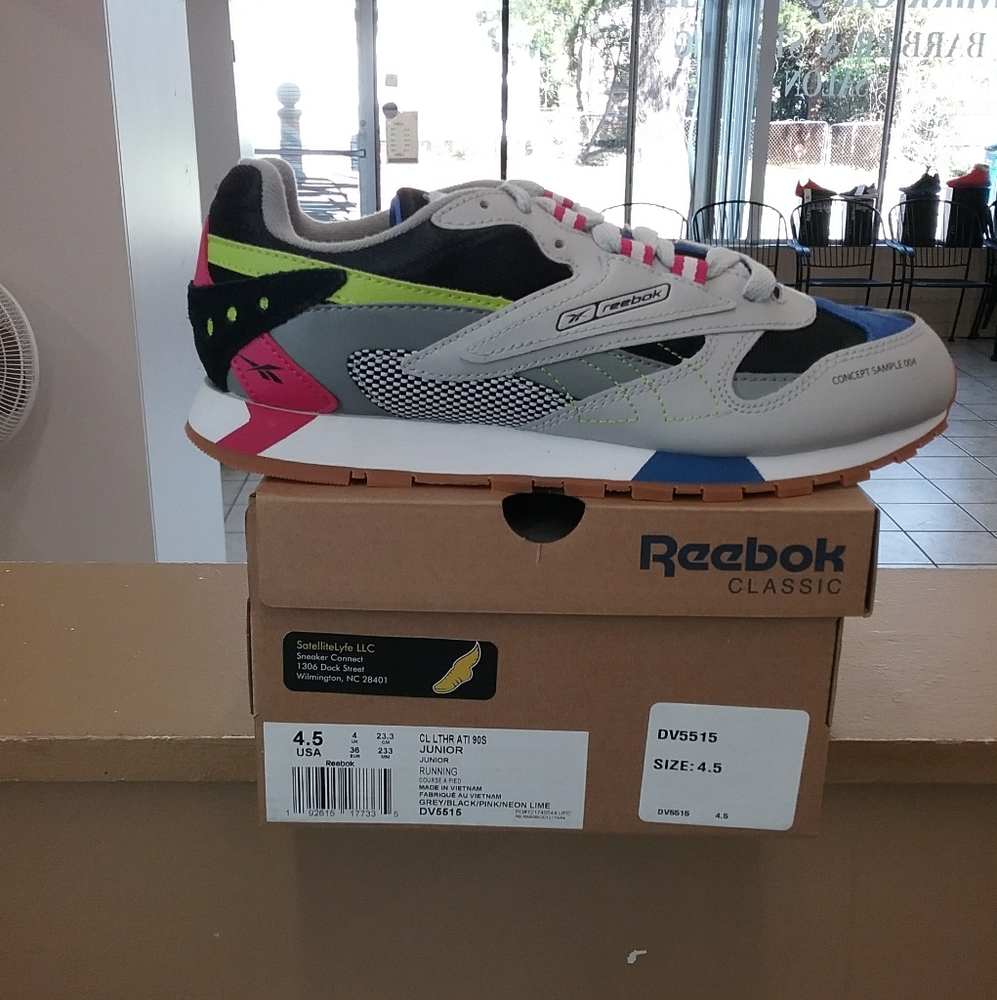 Reebok Classic Sneakers